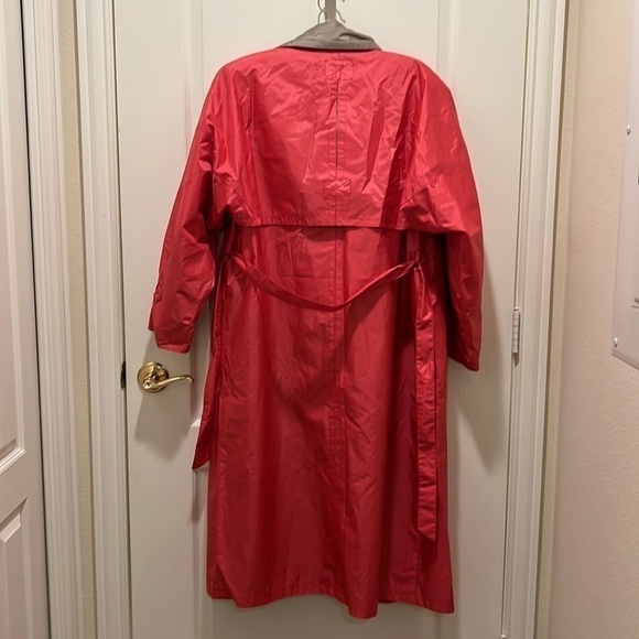 CANADIENNE vintage rain trenchcoat size medium - Picture 3 of 10